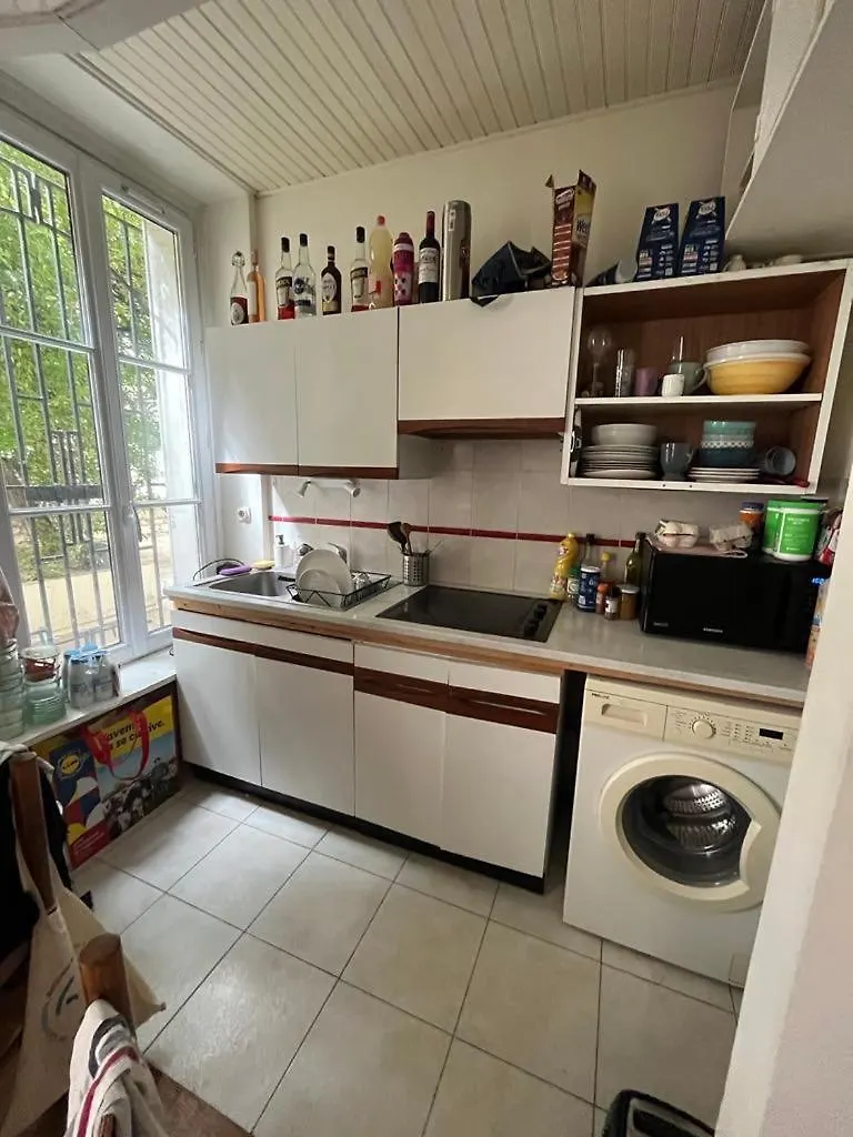 3 Pieces Jardin Pres Du Champ De Mars Appartement *
